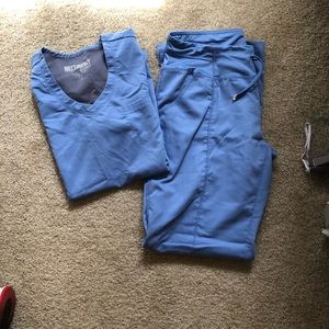Grey anatomy scrub set!